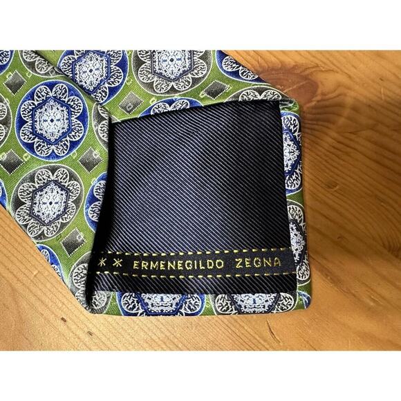 Ermenegildo Zegna Silk Patterned NeckTie Designer Luxury Country Club Old Money - Picture 2 of 8